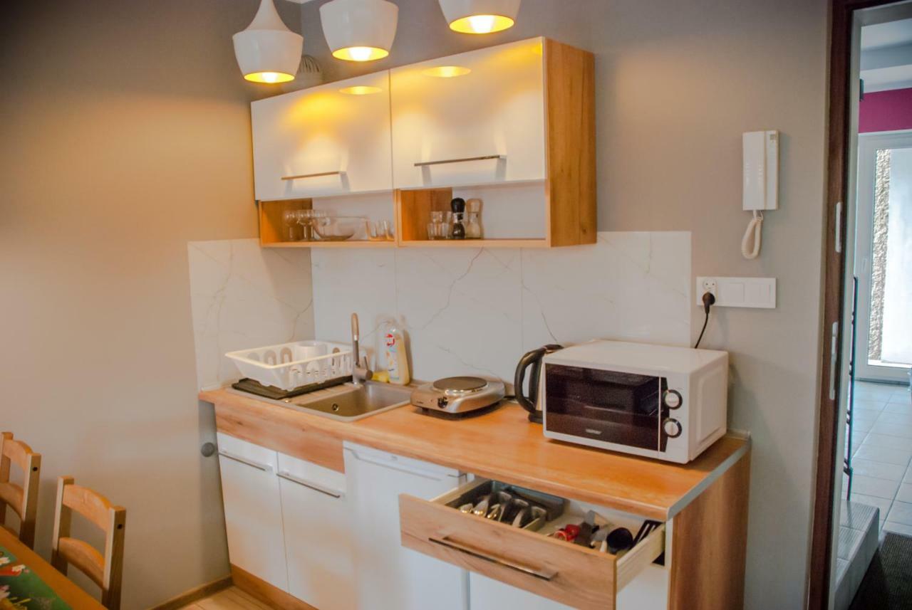 Noclegi "Boczna 5A" Apartamenty Goscinne Szczawno-Zdroj Exterior photo
